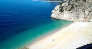 KAPUTAŞ PLAJI